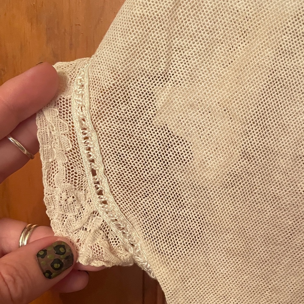 Women's White Ruffle Top - Picture 2 of 6